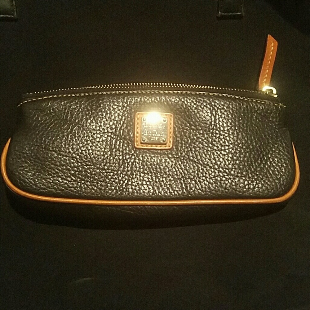 Dooney and bourke leather case